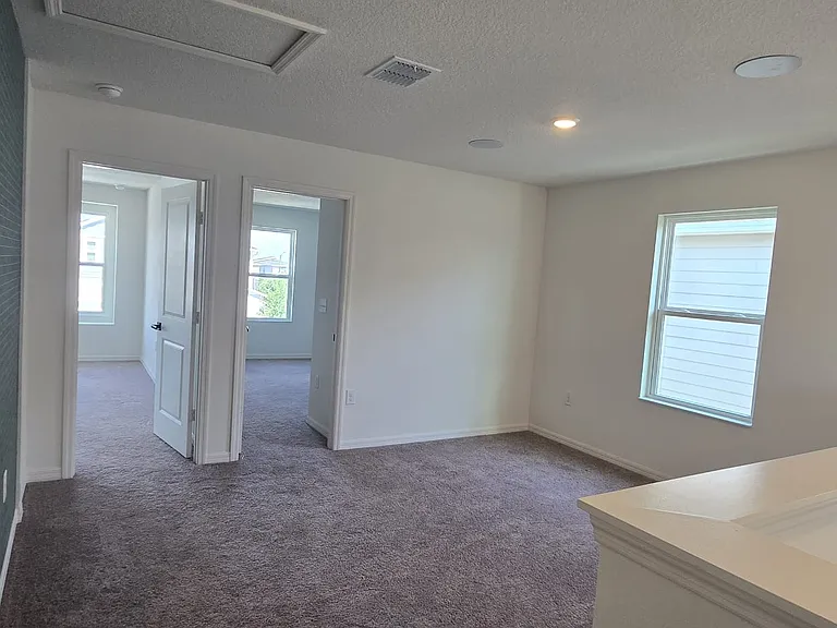 748 Overpool Ave — Photo 15