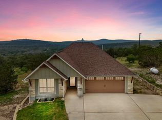 264 W County Road 2481, Hondo, TX 78861