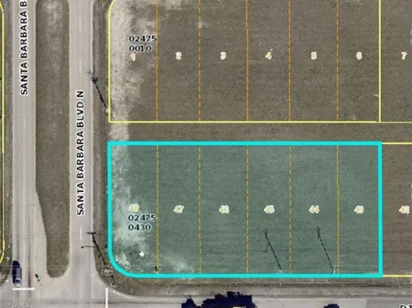 5 Diplomat PKWY E, CAPE CORAL, FL 33909