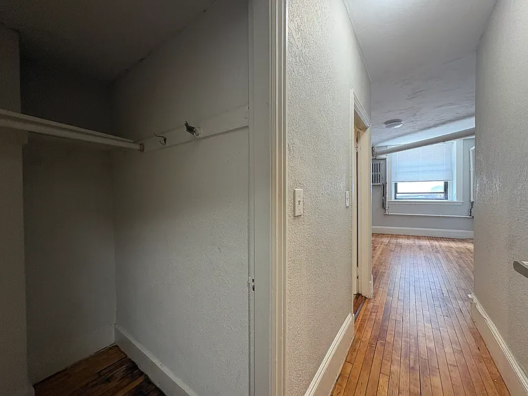 10 Sewall Ave #1 — Photo 2