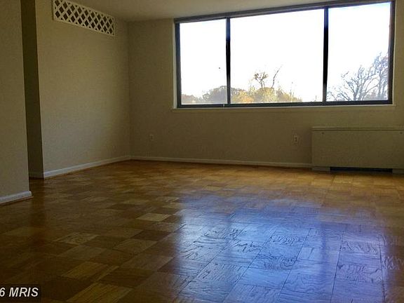 4th image of 4401 Lee Hwy APT 33