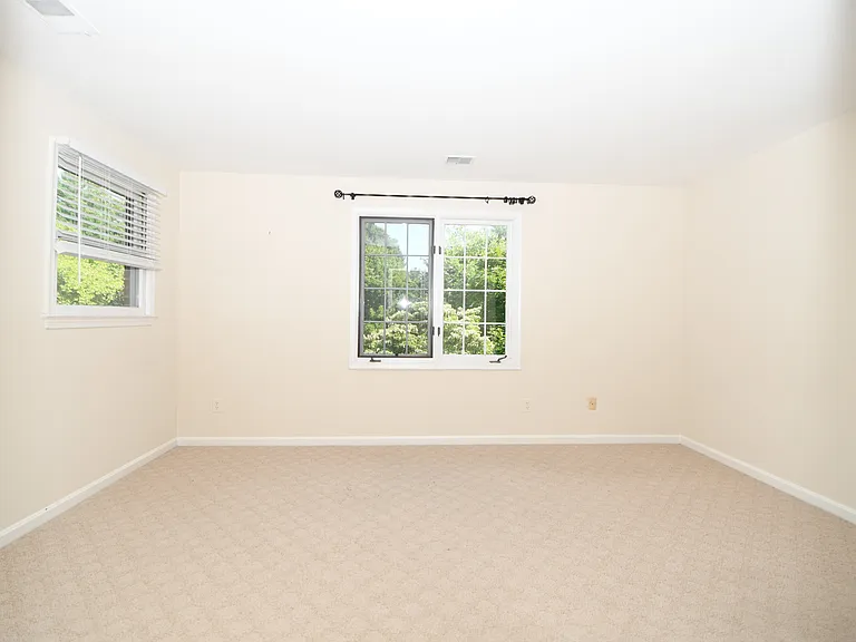 26 Holly Leaf Ct — Photo 62