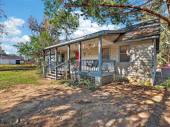 4th image of 1032 Hudson Creek Dr SE