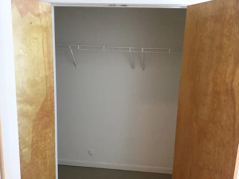 1011 W Marshall St #113 — Photo 6