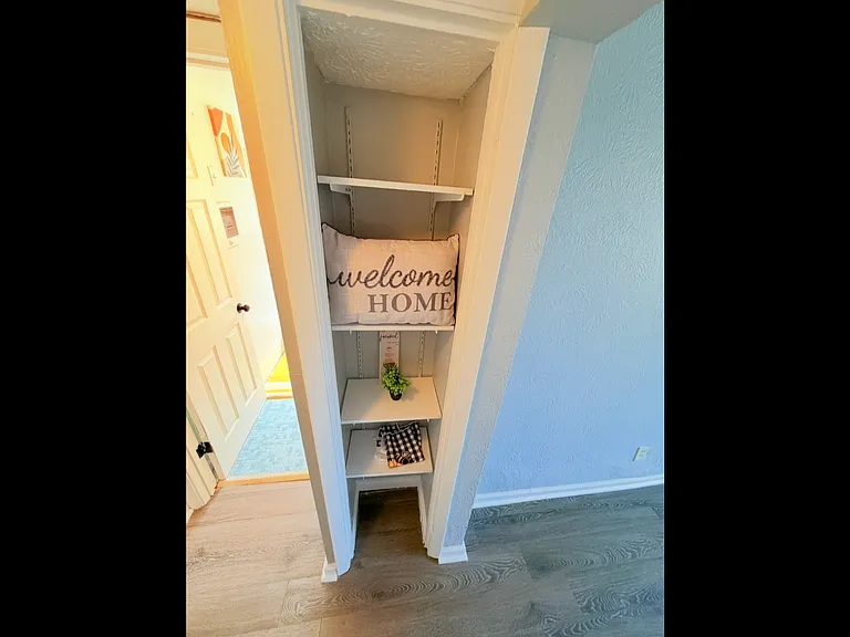 1437 Ambrose Ave #3 — Photo 17