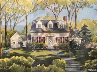 25 Mountain Rd, Verona, NJ 07044