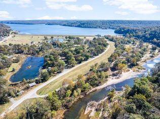 518 S Main St, Spavinaw, OK 74366