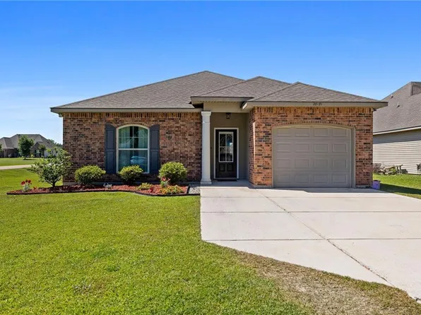 28474 W Snowball Cir, Ponchatoula, LA 70454