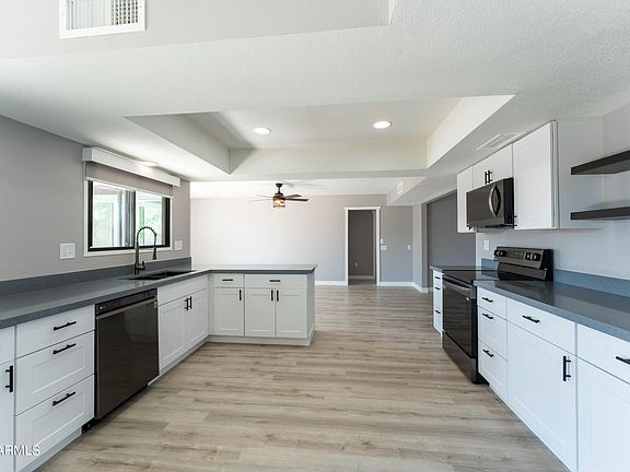2nd image of 20414 N SKYLARK Drive