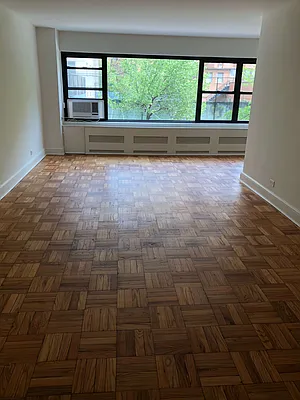 Rented by Real Estate Investors Group LLC | media 17