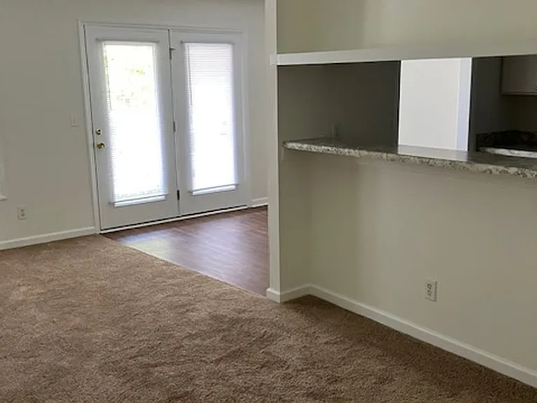 804J Bryce Ct — Photo 4