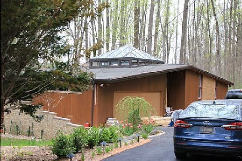 1st image of 601 Entwisle Ct