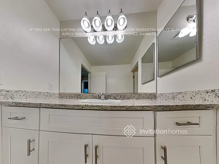 2640 E Megan St — Photo 18