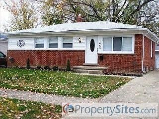 1st image of 1665 Leslie St