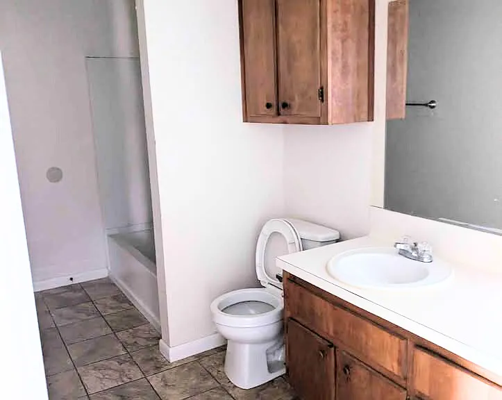 102 E Truman Ave #D — Photo 6