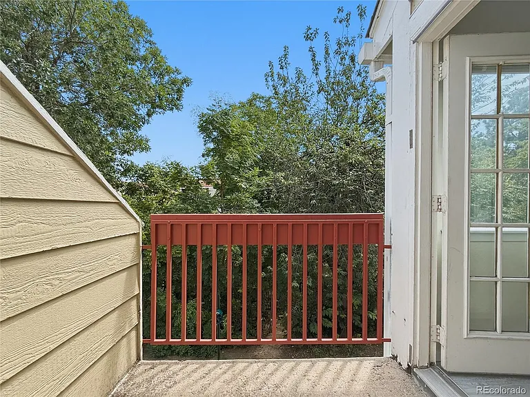 942 S Dearborn Way #10 — Photo 17