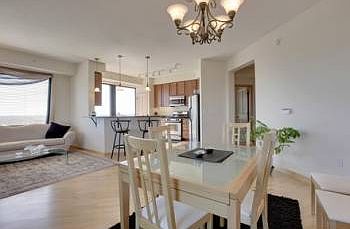 4th image of 500 Grant St E #2111