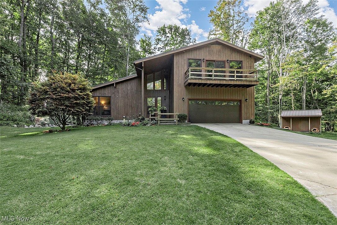 11855 Heath Rd, Chesterland, OH 44026 | Zillow