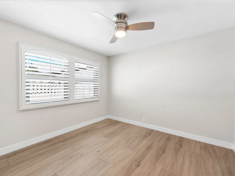 432 N Coast Hwy — Photo 10