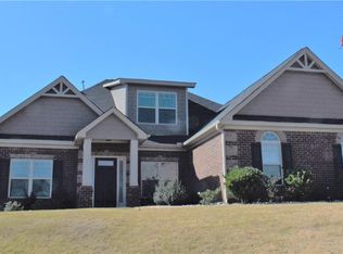 7982 Stillmist Dr, Fairburn, GA 30213