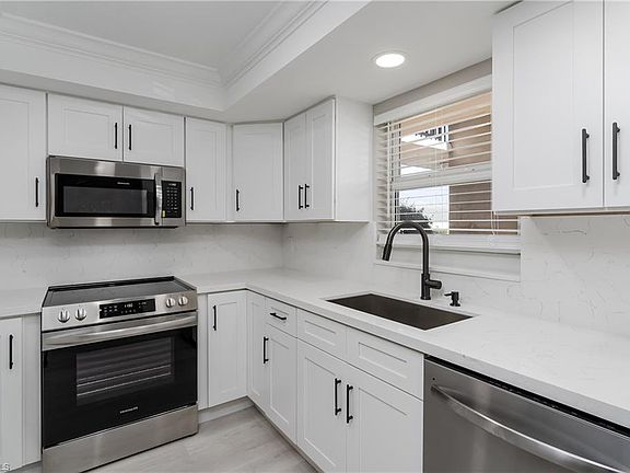 2nd image of 5419 Rattlesnake Hammock RD #107