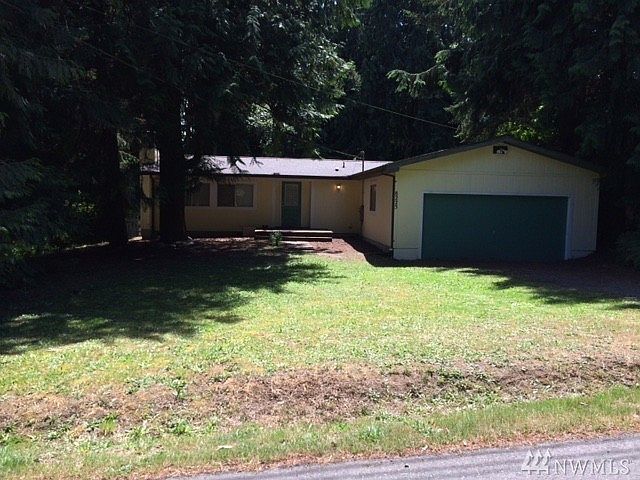 1st image of 8225 NE Beachwood Ave