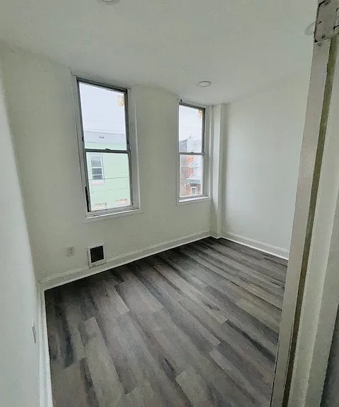 2029 E Tioga St #2 — Photo 9