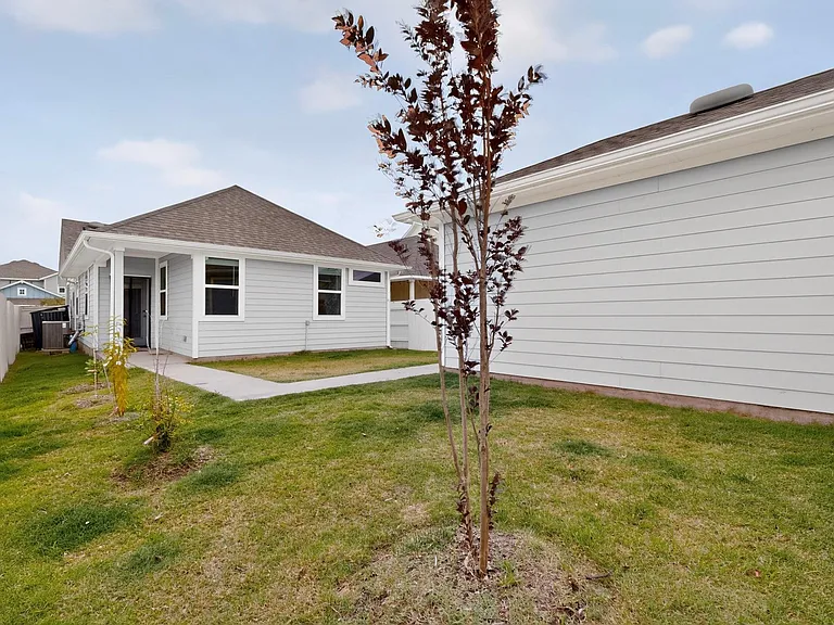 116 Appleberry Ln — Photo 32