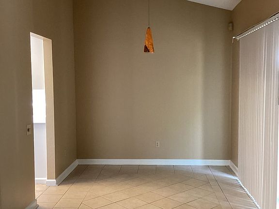 3rd image of 2647 Stoughton Way