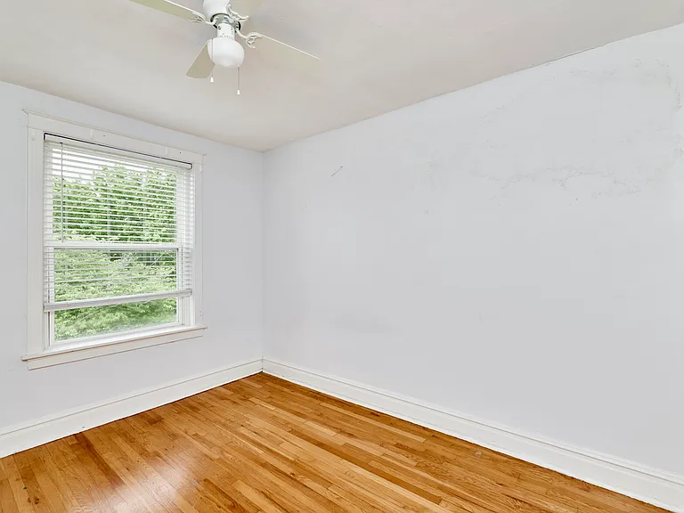 5202 Bancroft Ave #A — Photo 20