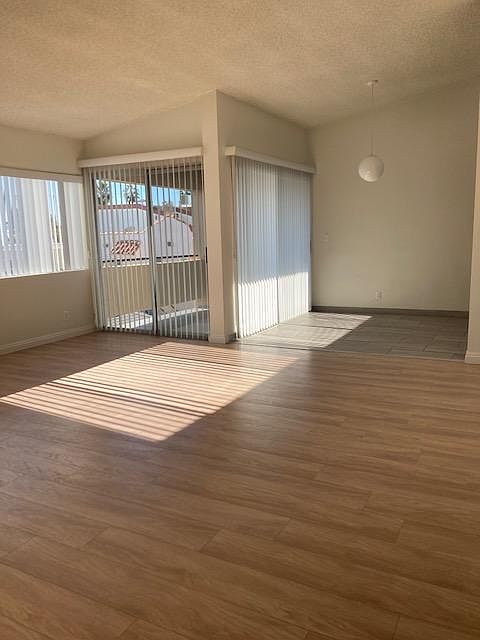 1st image of 840 18th St APT 5