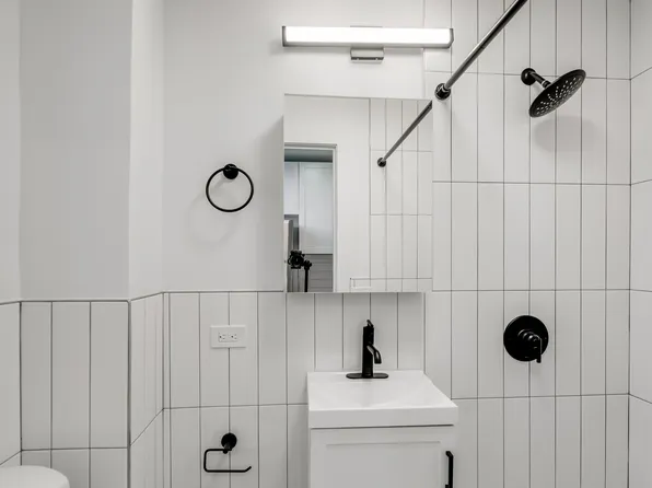 216 Madison Street image 11 of 11