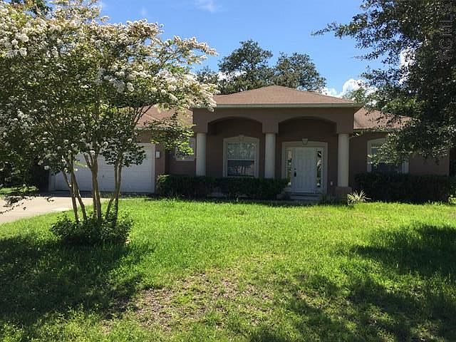 1st image of 5 Sea Brook Pl