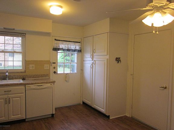 5th image of 11C Gramercy Ln #C