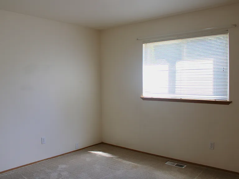 1231 McKittrick St #1 — Photo 14