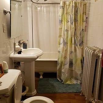 5th image of 4033 Queen Ave S #4