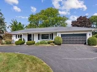 3502 Prestwick Ln, Northbrook, IL