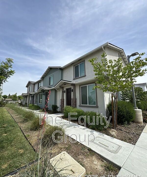 1st image of 406 S Summit St Unit 103