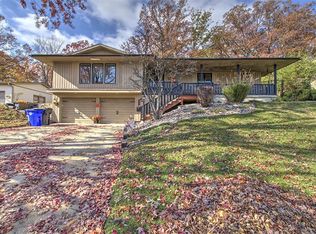 465 Shoreline Dr, Decatur, IL 62521