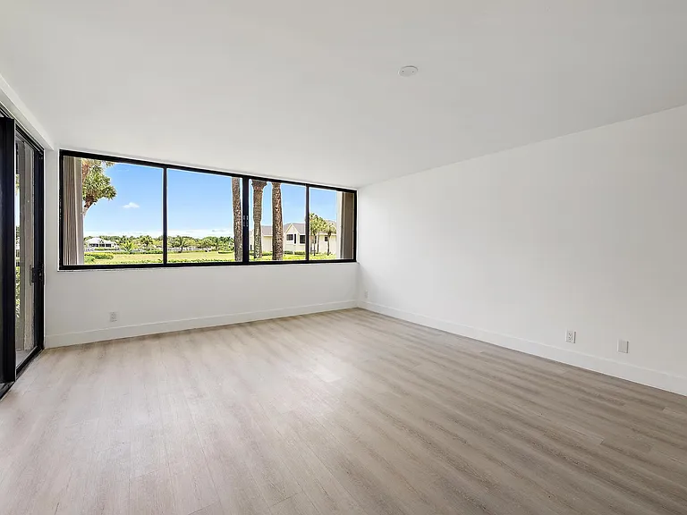 10459 SE Terrapin Pl — Photo 12
