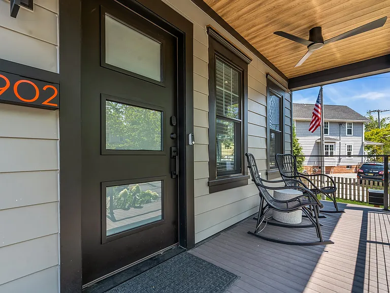 902 Central Ave — Photo 6