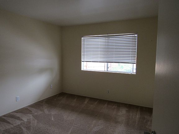 5th image of 4539 Cascadita Cir