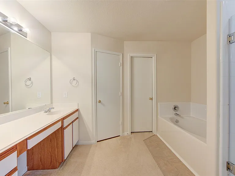 3639 Barkers Crossing Ave — Photo 21