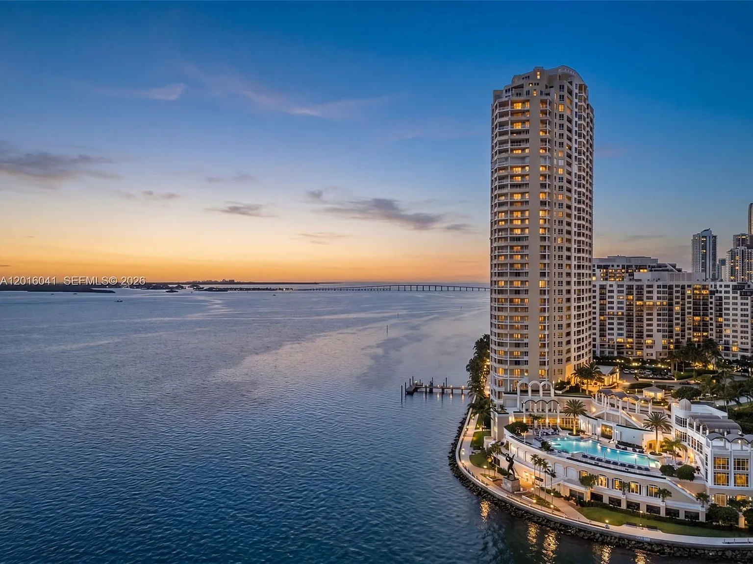 Two Tequesta Point Condo — Photo 4