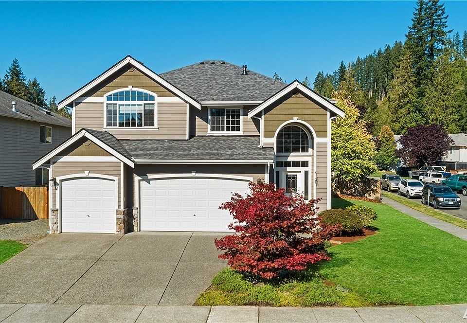 1st image of 1009 Hughes Ln