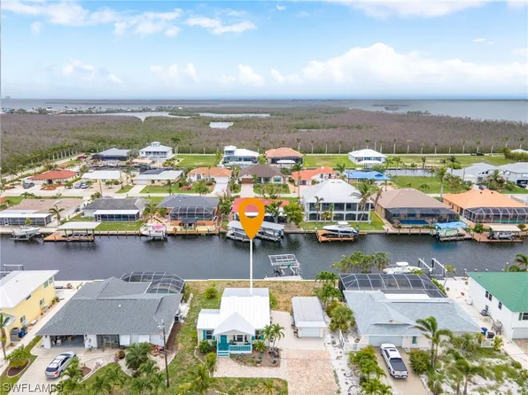 2436 Sapodilla Ln, Saint James City, FL 33956