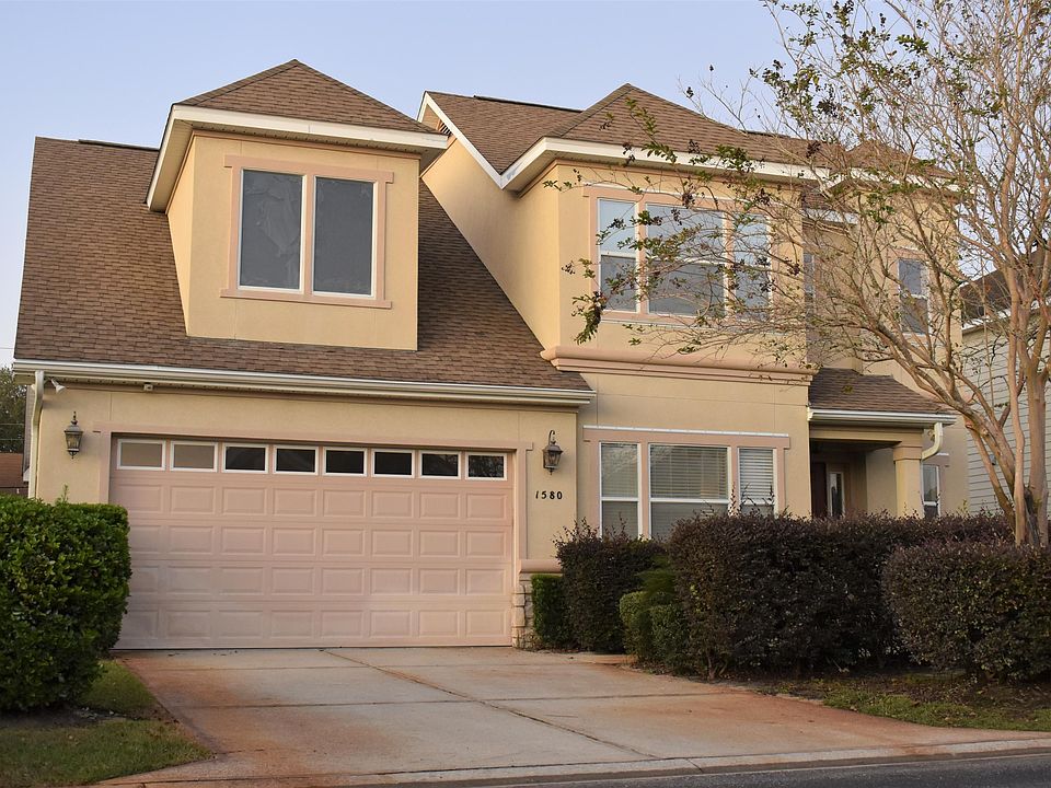 1st image of 1580 Venice Ave