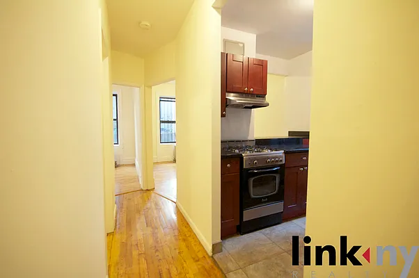 Rented by Link NY Realty | media 11