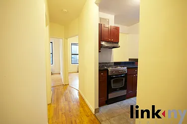 Rented by Link NY Realty