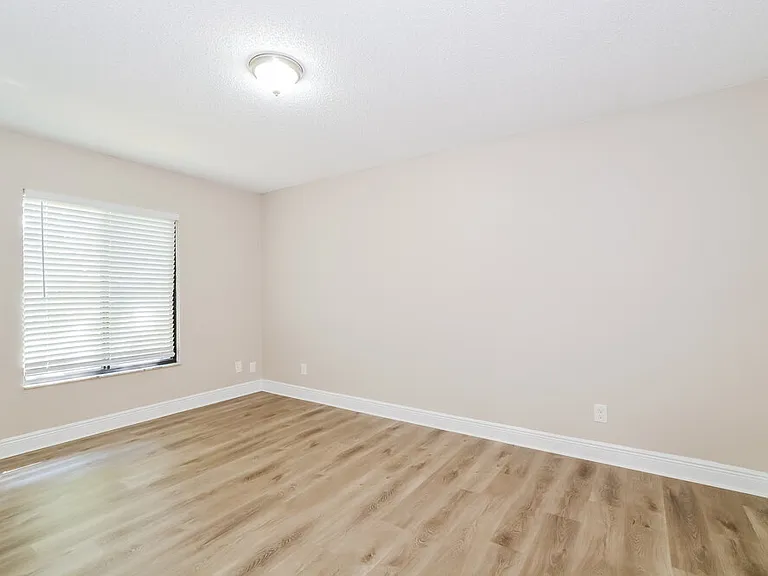 1024 Old Magnolia Cv — Photo 11